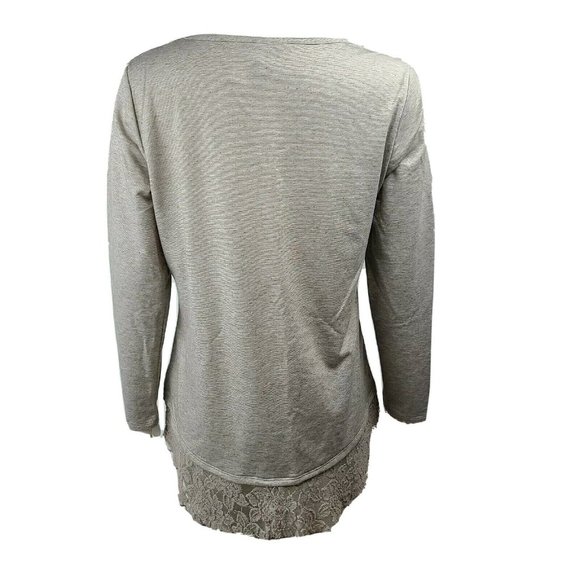 Style & Co Top Womens M Medium Gray Lace Hem Girl Photographer Print Long Sleeve - Picture 3 of 6